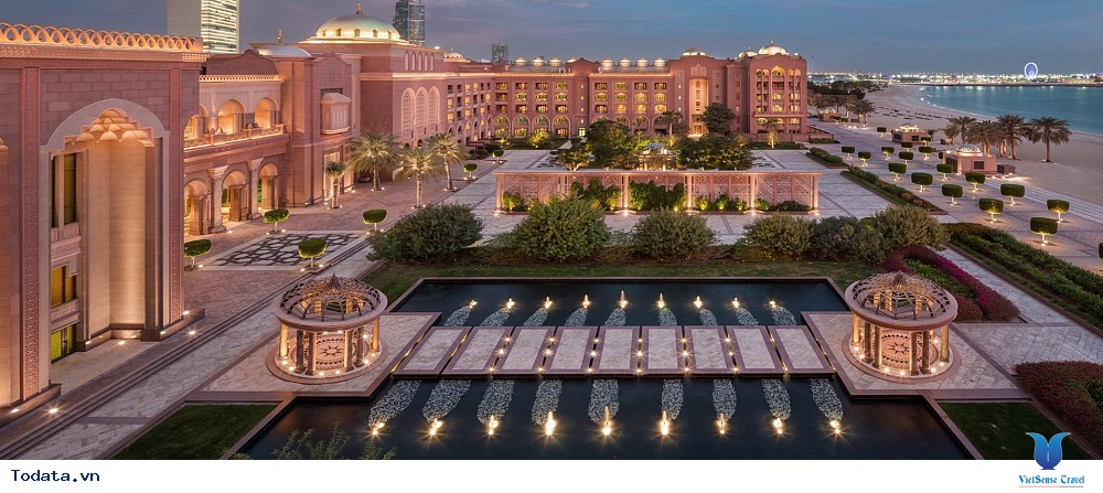 Khách sạn Emirates